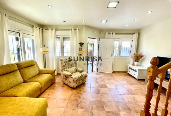 Townhouse · Resale - Torre de la Horadada · Alicante · Spain