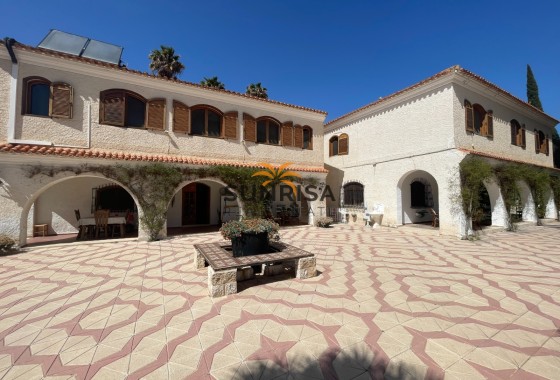 Finca · Herverkoop - Elda · Alicante · Spanje