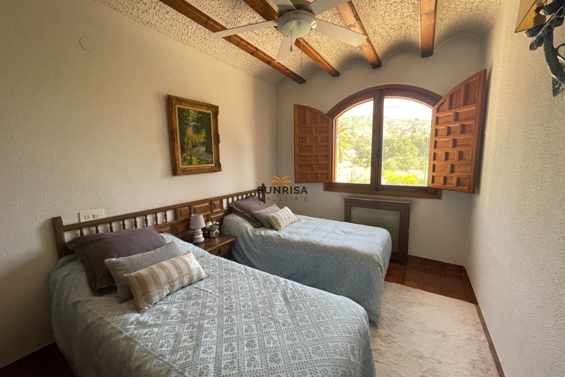 Revente - Finca - Elda