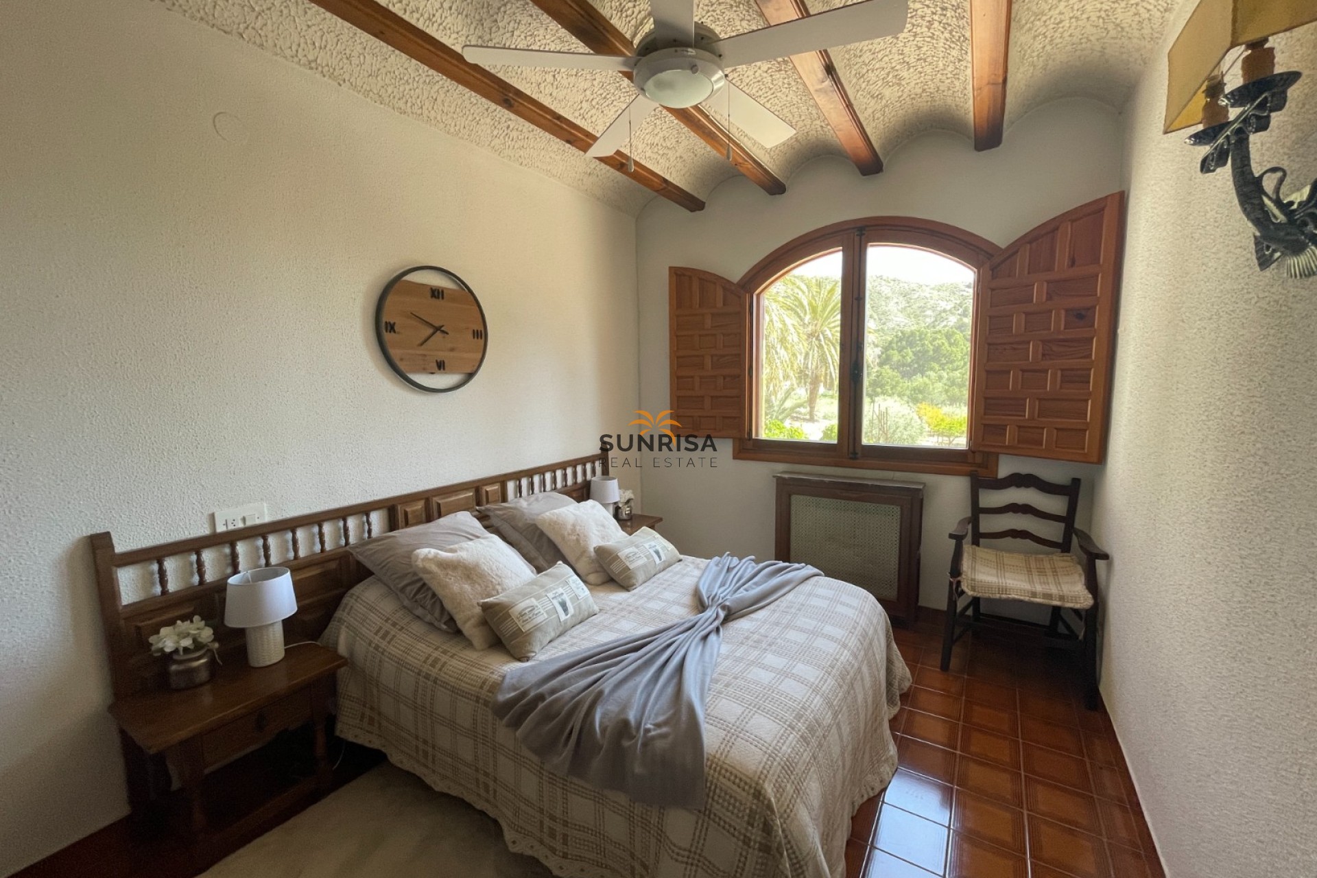Revente - Finca - Elda