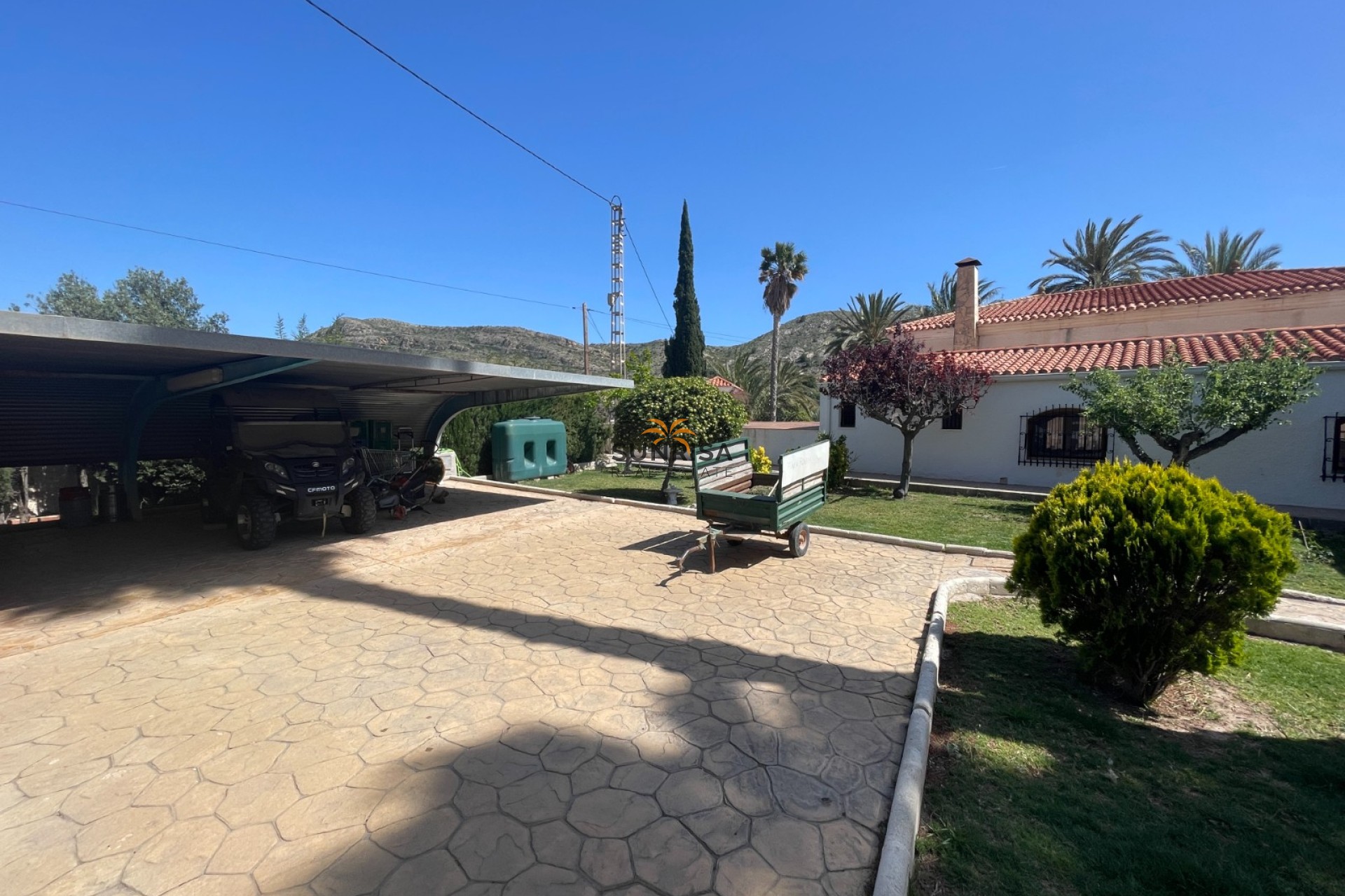 Revente - Finca - Elda