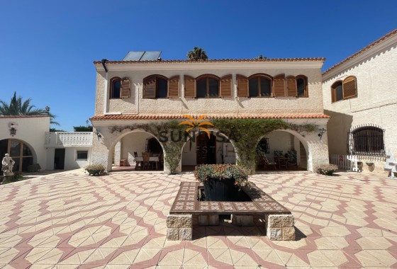 Finca · Herverkoop - Elda · Alicante · Spanje