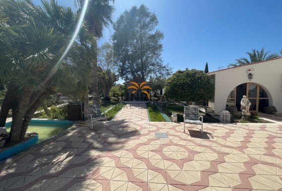 Finca · Herverkoop - Elda · Alicante · Spanje