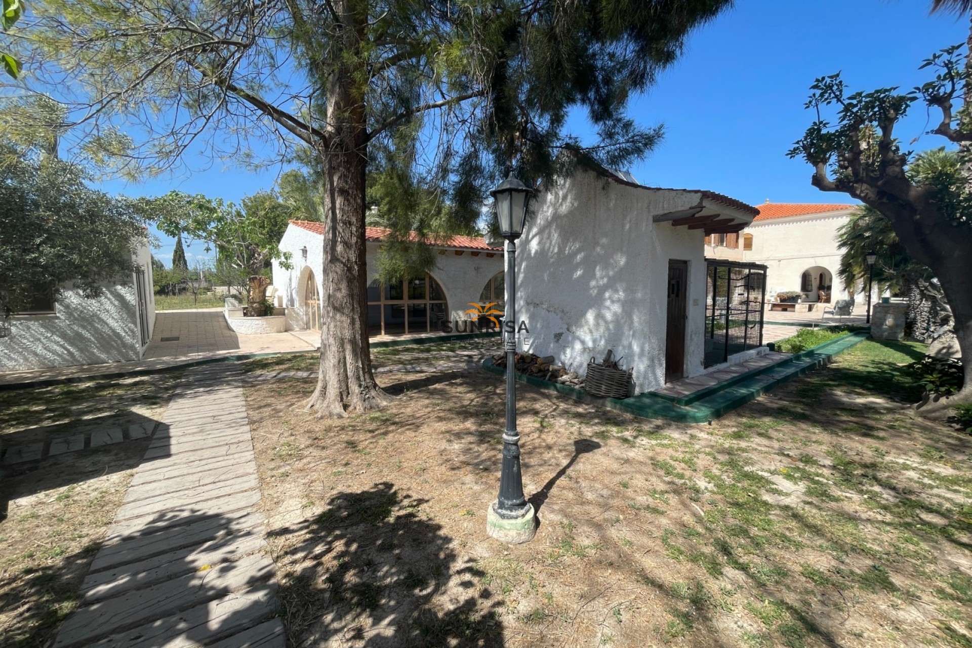 Revente - Finca - Elda