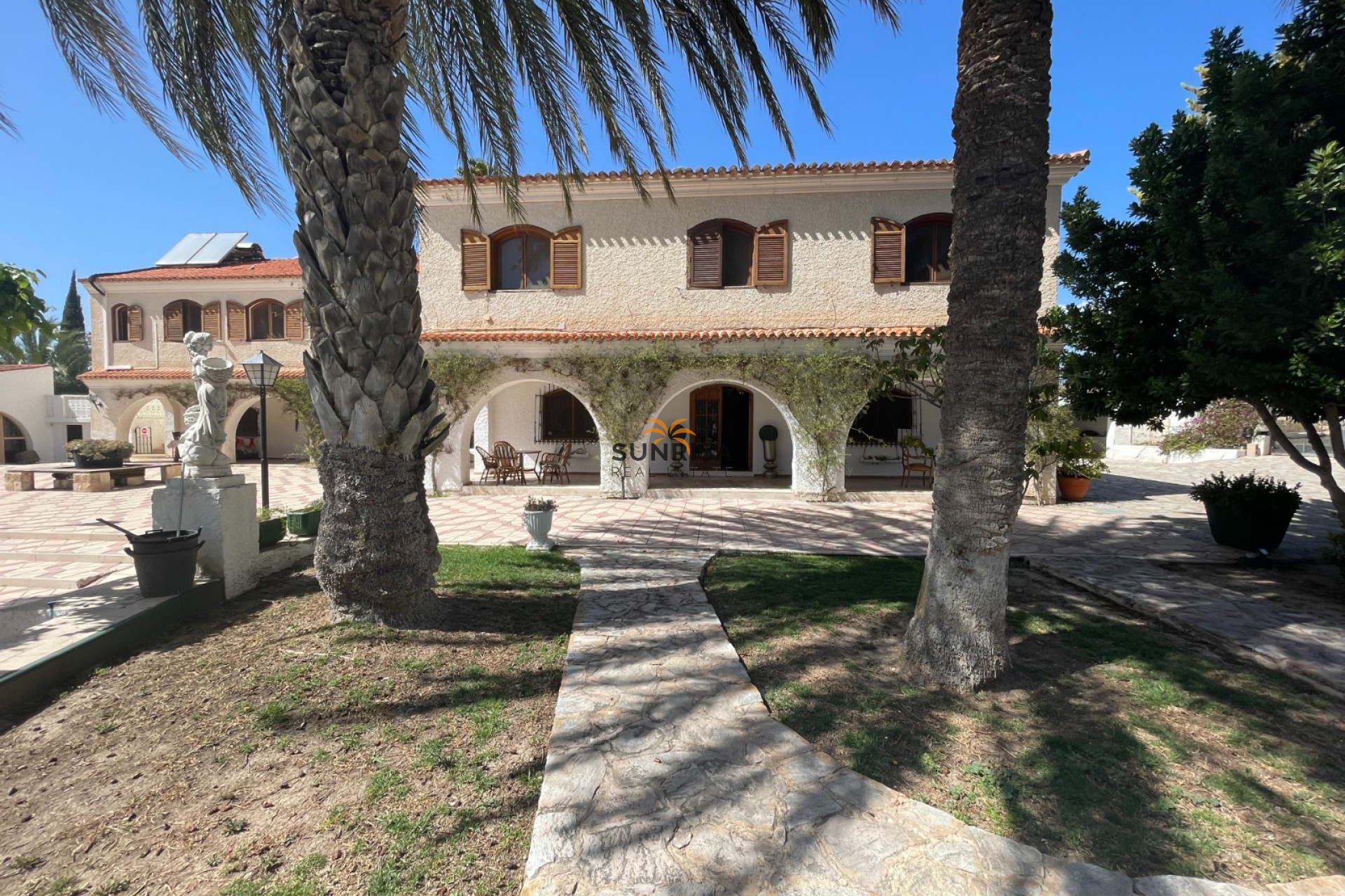 Revente - Finca - Elda