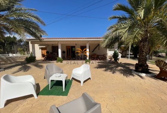 Finca · Herverkoop - Elda · Alicante · Spanje