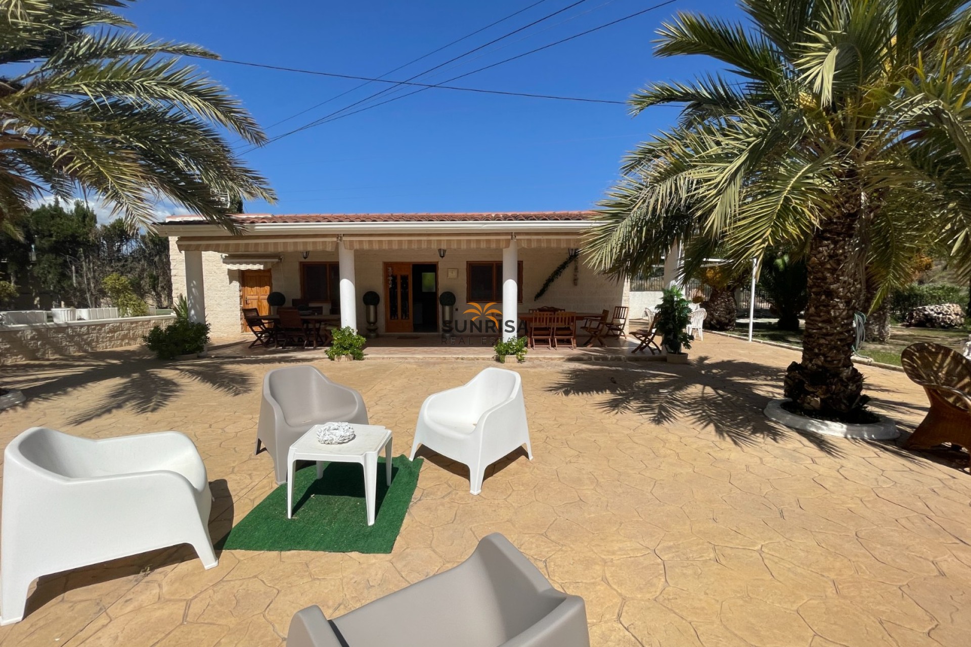 Revente - Finca - Elda