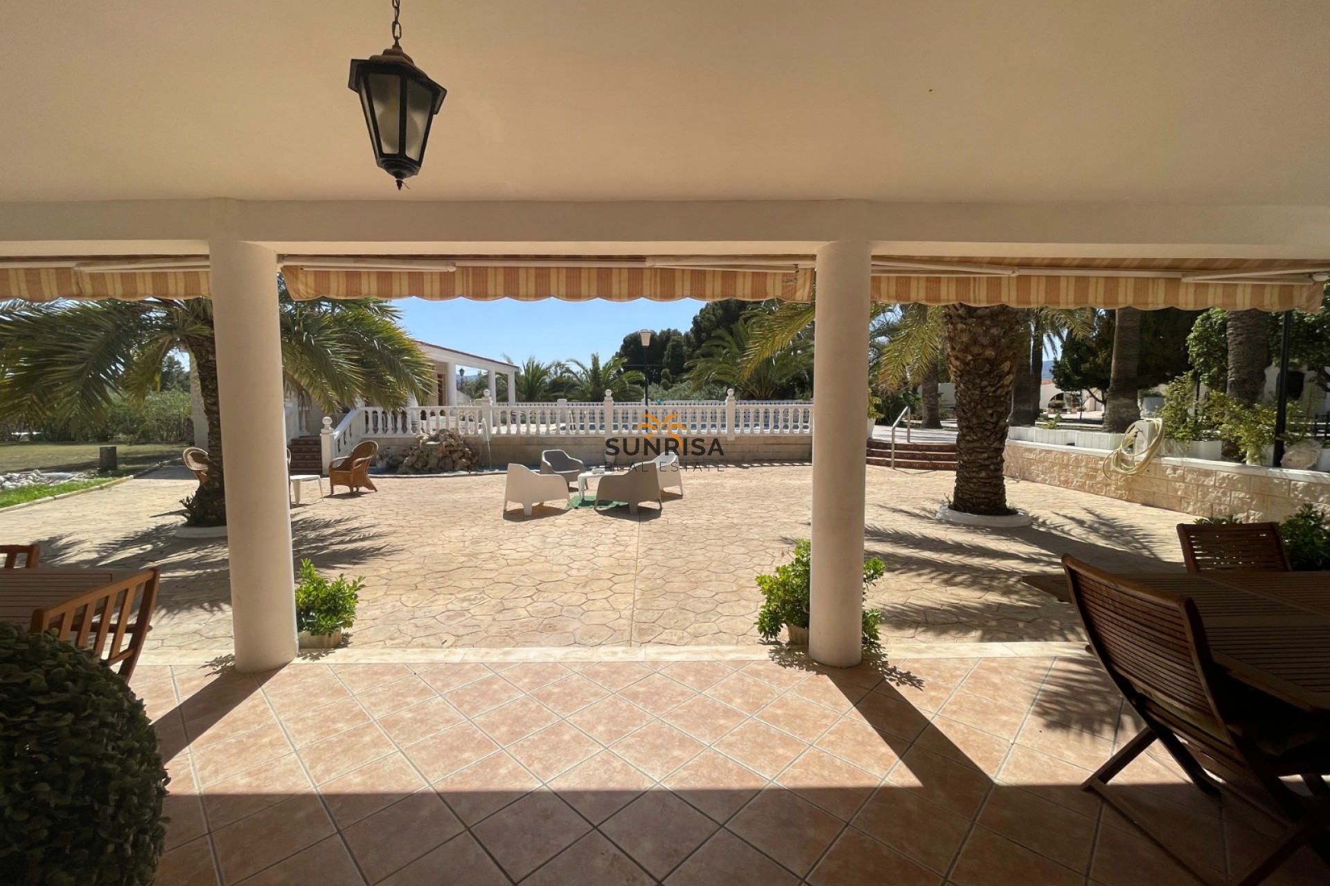 Revente - Finca - Elda