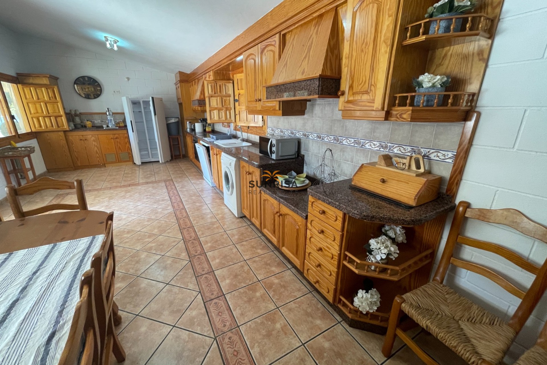 Revente - Finca - Elda