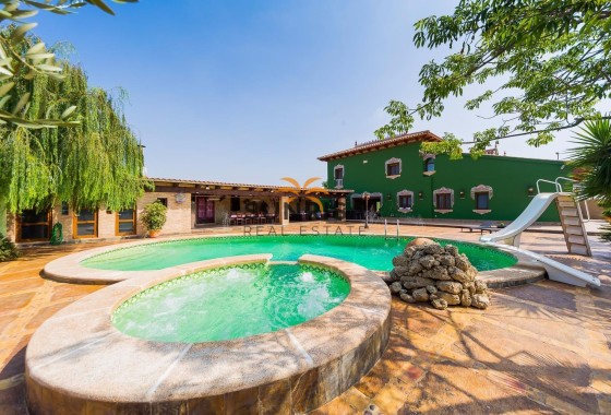 Finca · Herverkoop - Almoradí · Alicante · Spanje