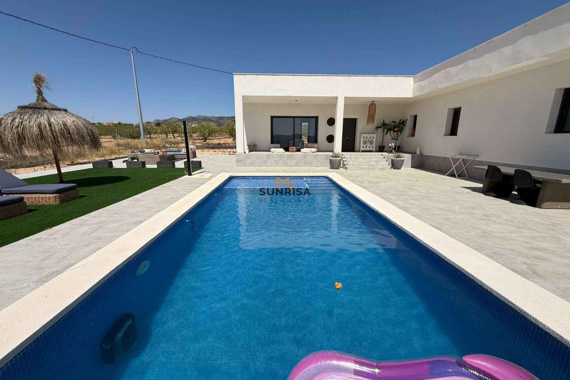 Revente - Villa - Pinoso