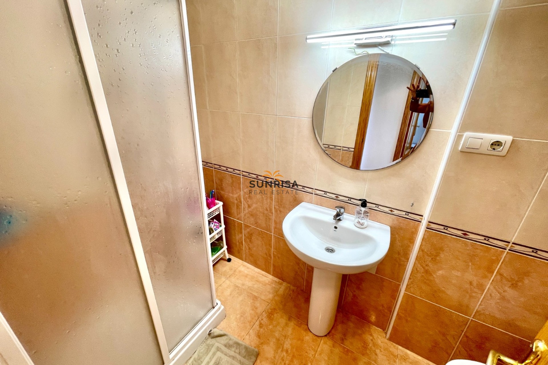Resale - Penthouse - Daya Nueva