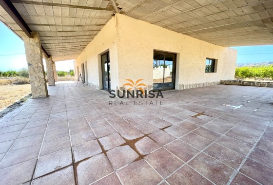Finca · Herverkoop - Elche · Matola · Alicante · Spanje