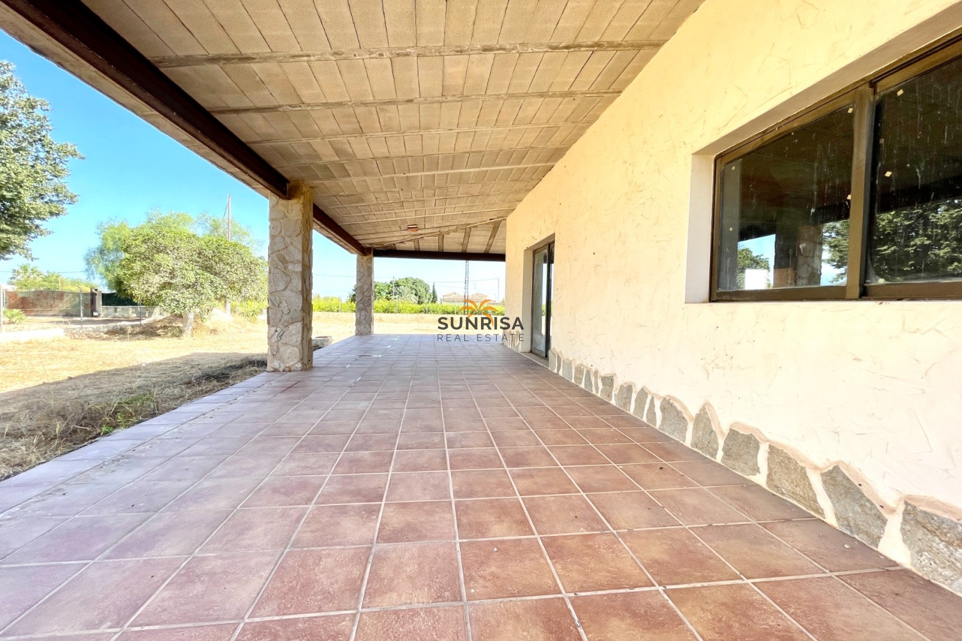 Herverkoop - Finca - Elche