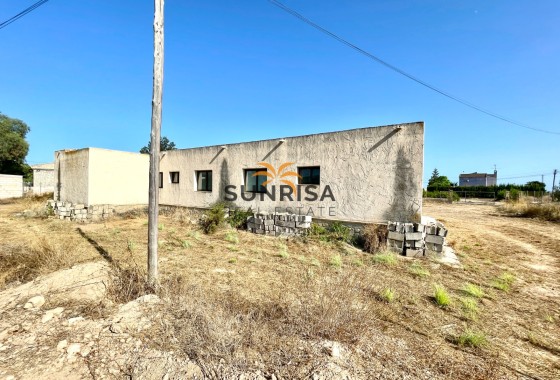 Finca · Herverkoop - Elche · Matola · Alicante · Spanje