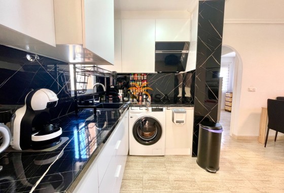 Apartamento · Reventa - Torrevieja · La siesta · Alicante · España