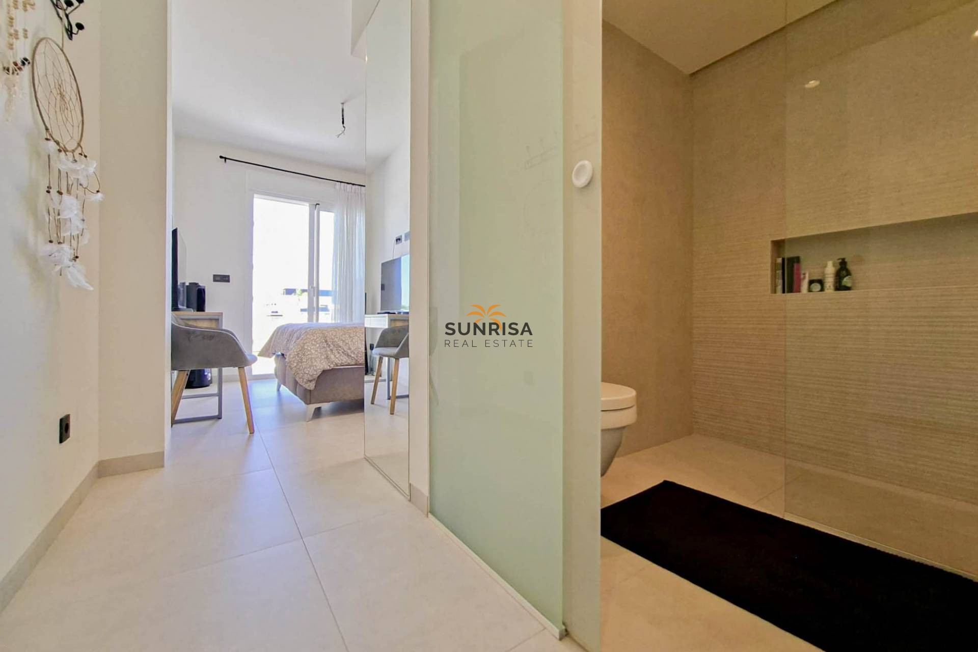 Resale - Apartment - Guardamar del Segura