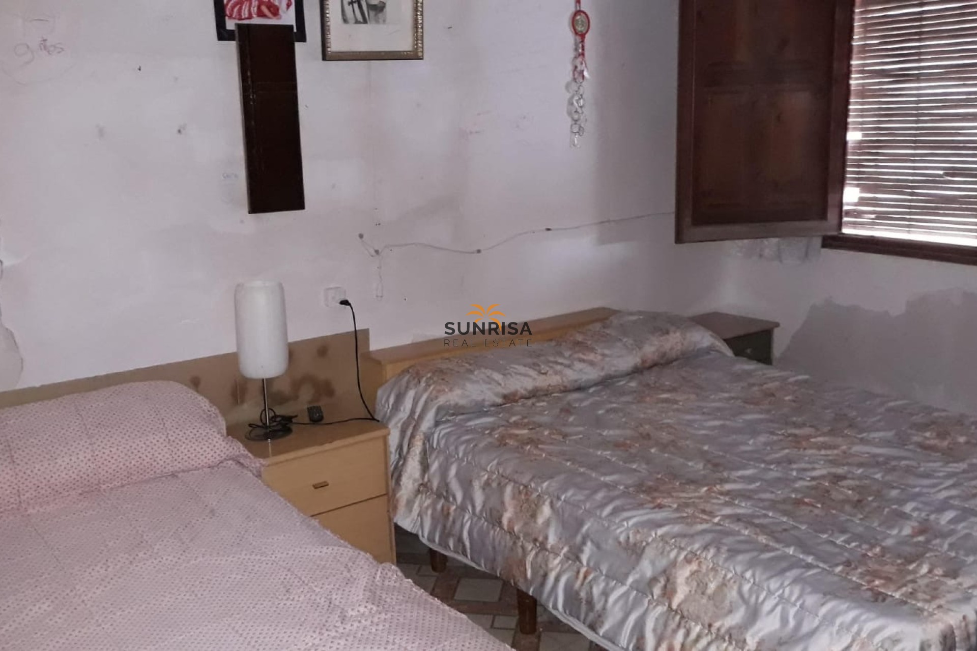 Reventa - Casa de campo - Daya Nueva