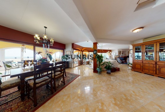 Villa · Reventa - Orihuela Costa · Alicante · España