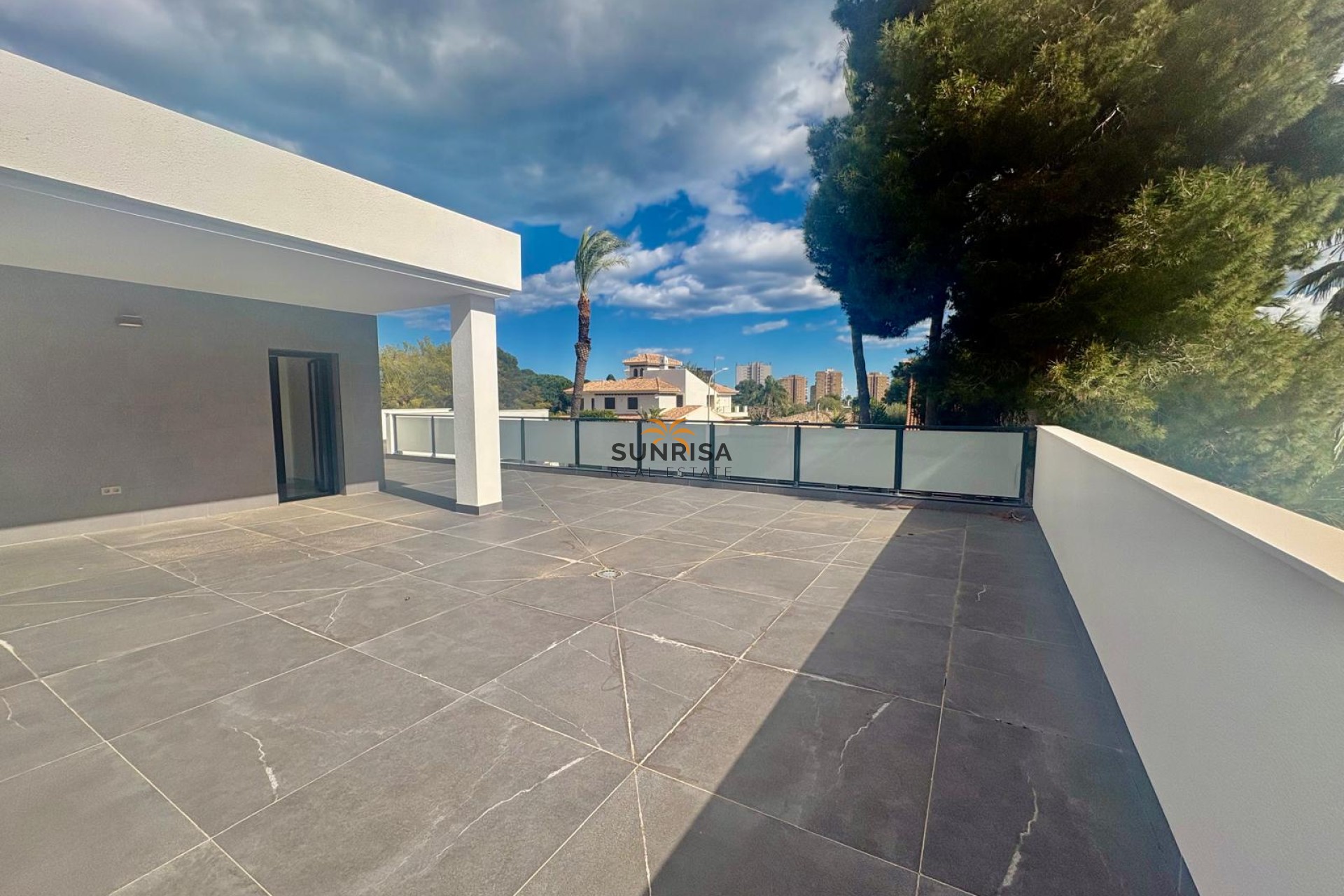 Resale - Villa - Orihuela Costa