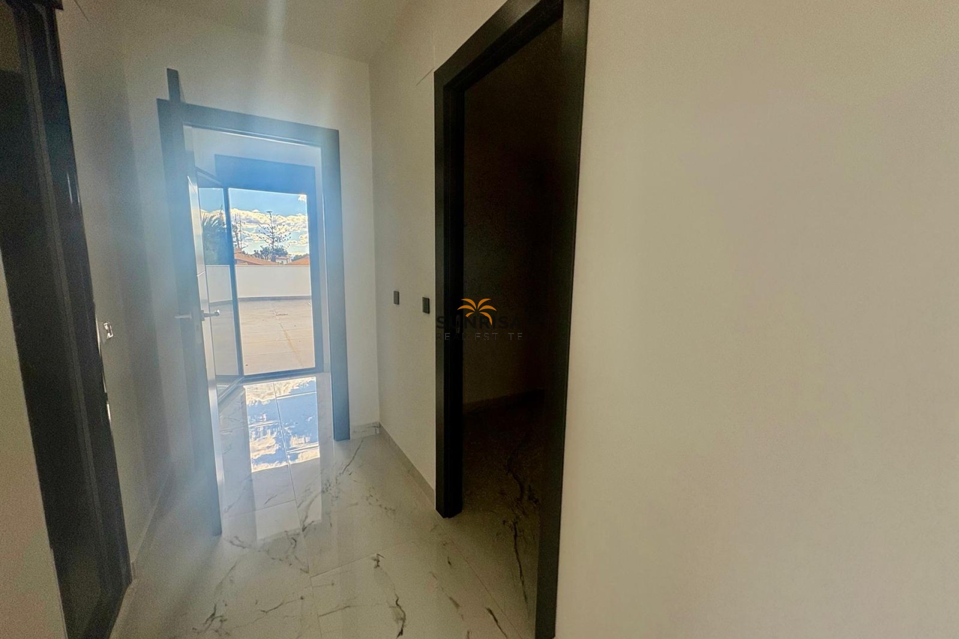 Resale - Villa - Orihuela Costa