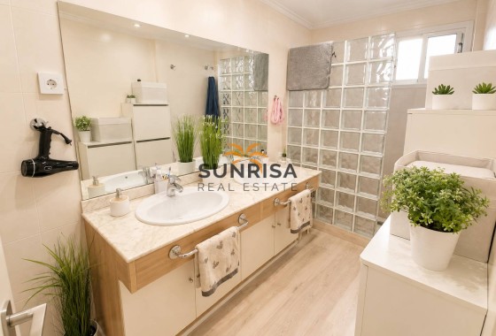 Appartement · Herverkoop - Torrevieja · Alicante · Spanje