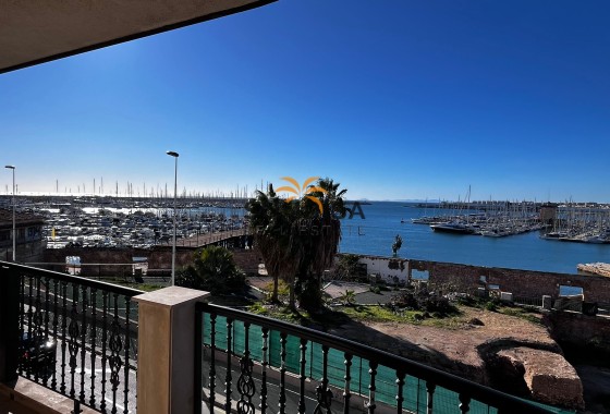 Apartamento · Reventa - Torrevieja · Alicante · España