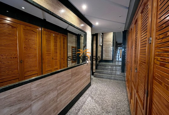 Apartamento · Reventa - Torrevieja · Alicante · España