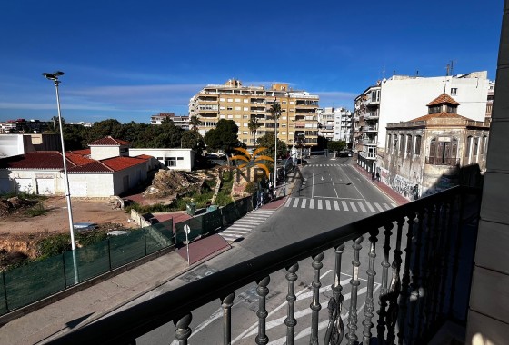 Apartamento · Reventa - Torrevieja · Alicante · España