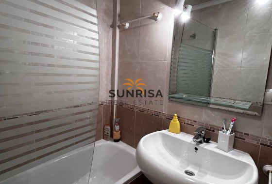 Apartamento · Reventa - Torrevieja · Alicante · España