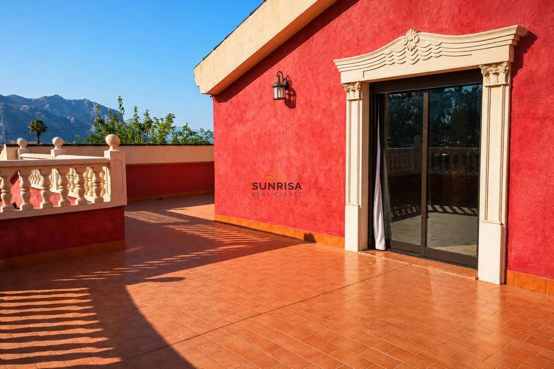 Resale - Villa - Orihuela