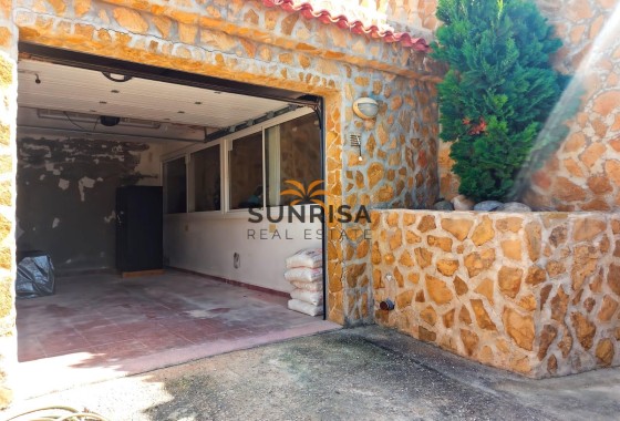 Villa · Herverkoop - Torrevieja · Alicante · Spanje