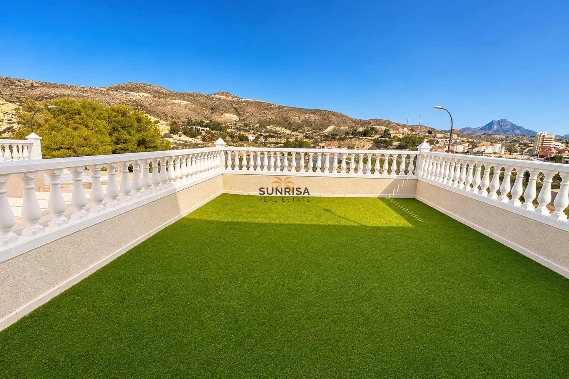 Herverkoop - Villa - El Campello
