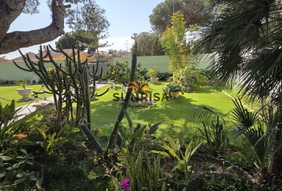 Villa · Herverkoop - Orihuela Costa · Alicante · Spanje