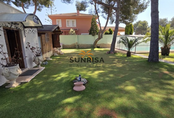 Villa · Herverkoop - Orihuela Costa · Alicante · Spanje