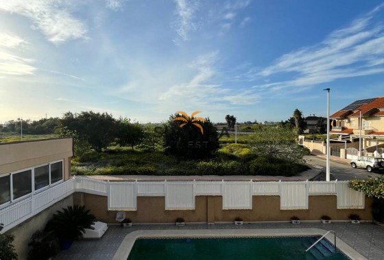 Villa · Herverkoop - Santiago de la Ribera · Murcia · Spanje
