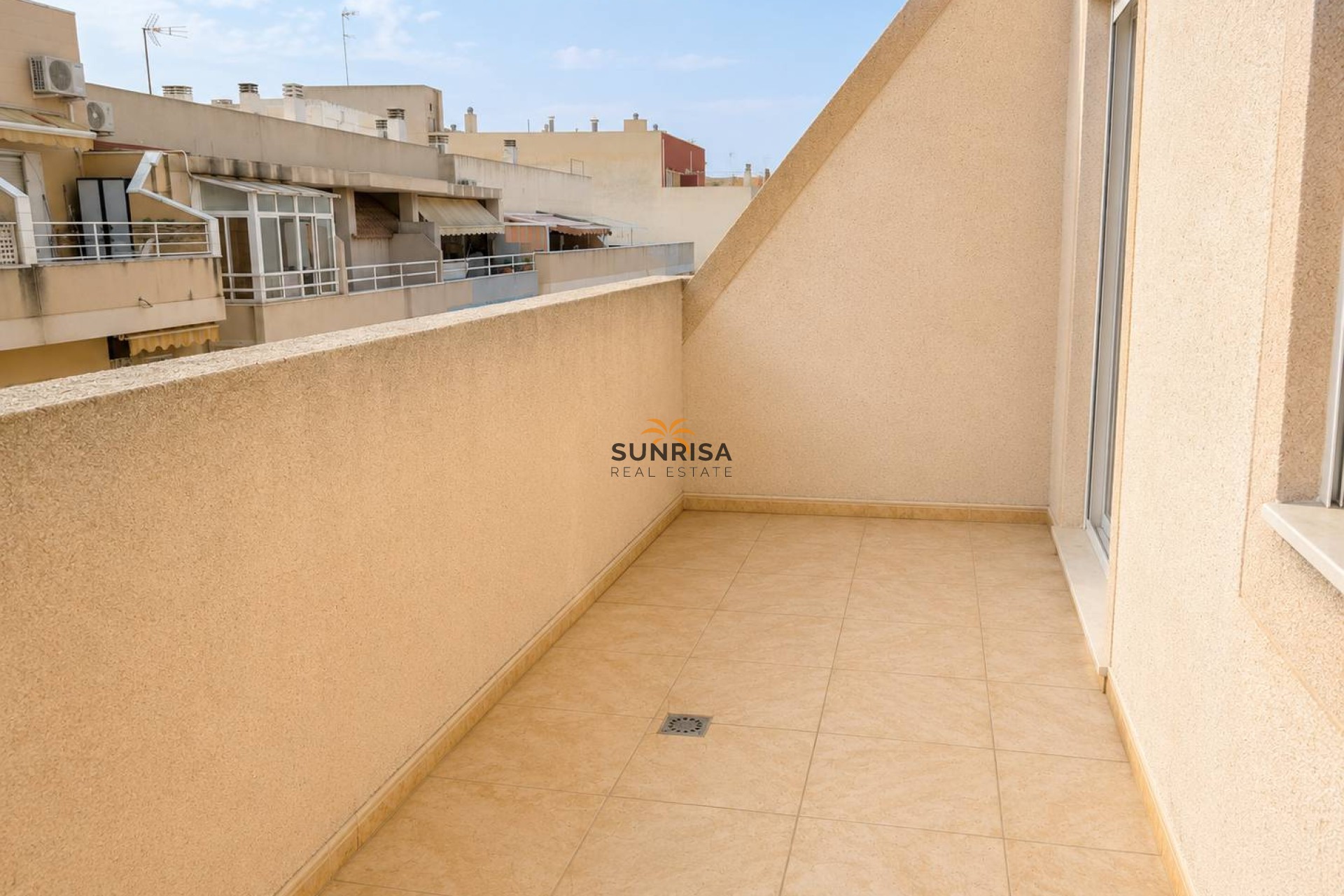 Resale - Apartment - Torrevieja