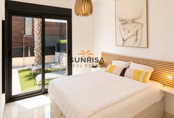 Villa · Reventa - Orihuela Costa · Alicante · España