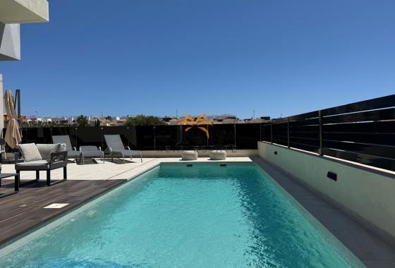 Villa · Reventa - Orihuela Costa · Alicante · España