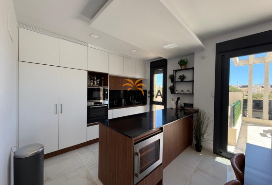 Villa · Reventa - Orihuela Costa · Alicante · España
