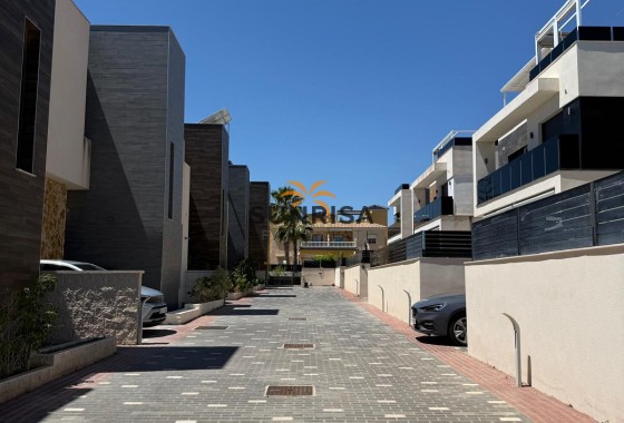Villa · Reventa - Orihuela Costa · Alicante · España