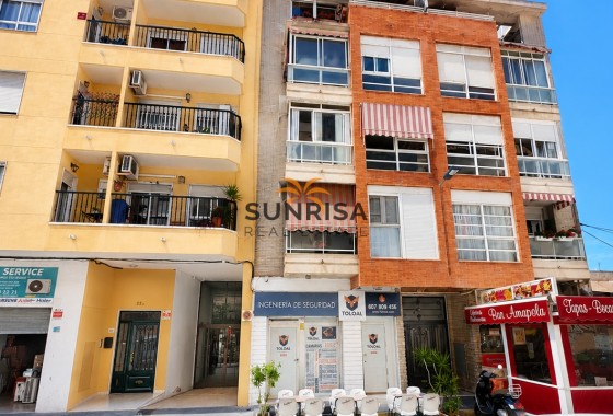 Apartment · Resale - Torrevieja · Alicante · Spain