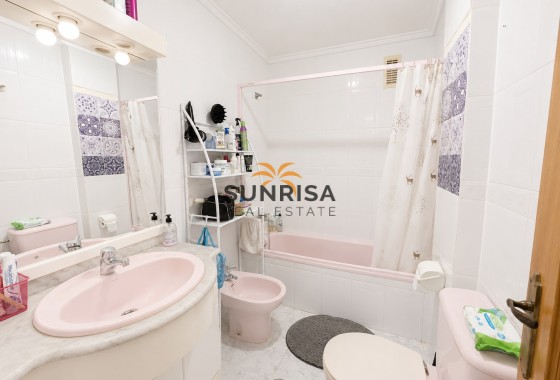 Apartment · Resale - Torrevieja · Alicante · Spain