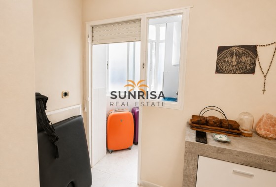 Apartment · Resale - Torrevieja · Alicante · Spain