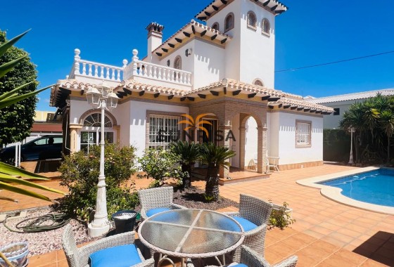 Villa · Reventa - Orihuela Costa · Alicante · España