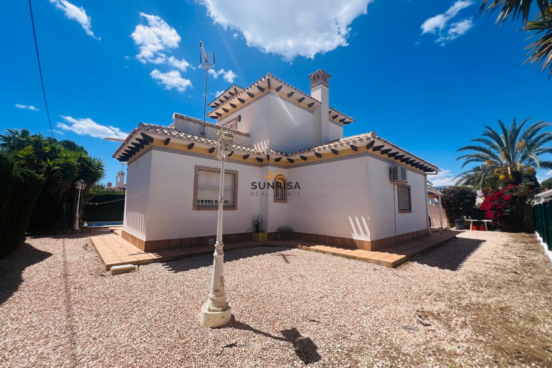 Herverkoop - Villa - Orihuela Costa