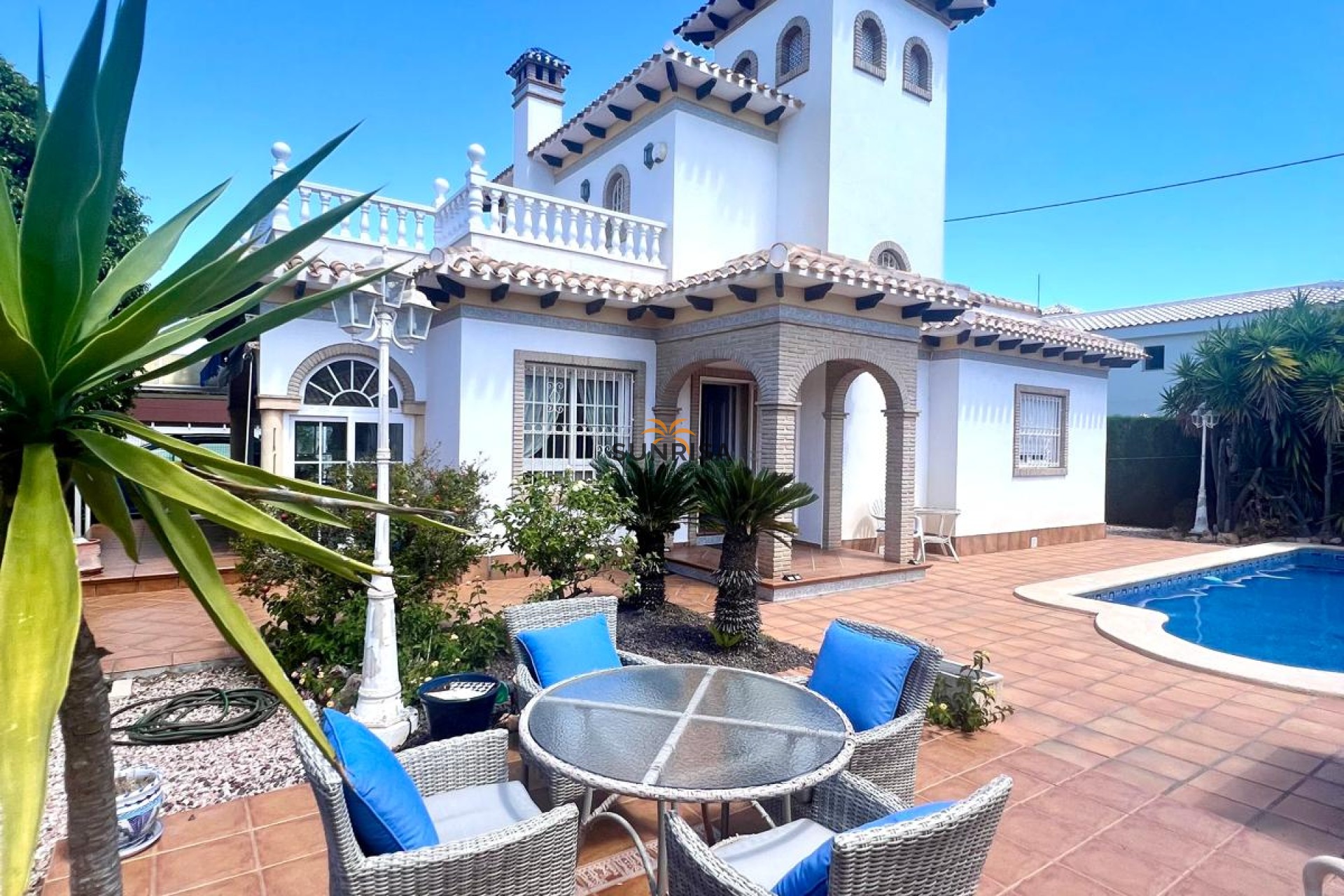 Herverkoop - Villa - Orihuela Costa