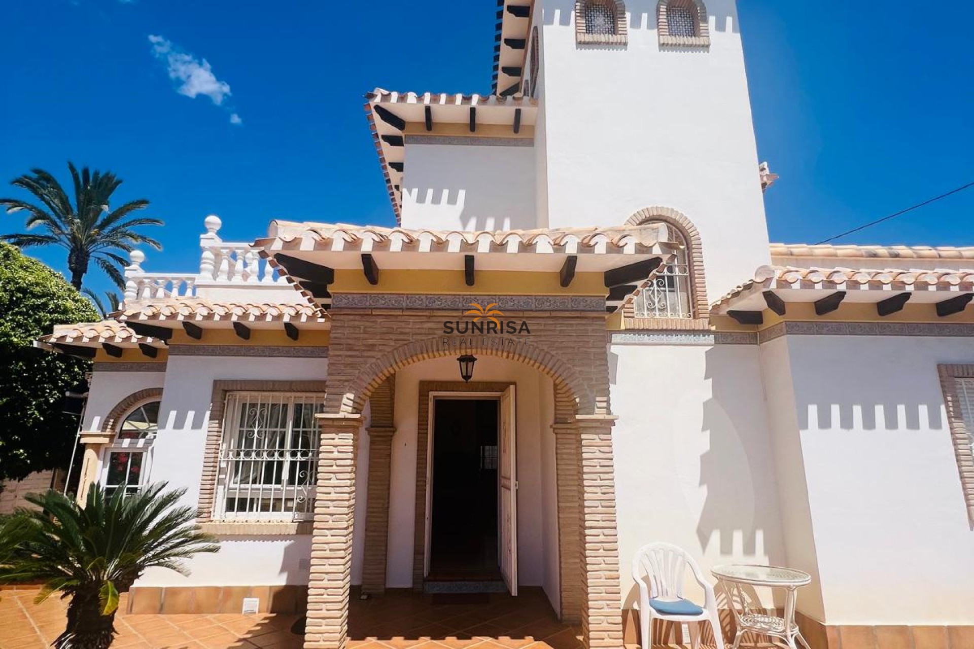 Herverkoop - Villa - Orihuela Costa