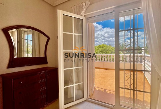 Villa · Reventa - Orihuela Costa · Alicante · España