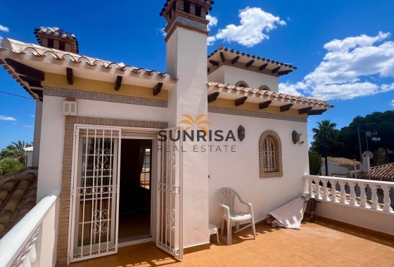 Villa · Reventa - Orihuela Costa · Alicante · España